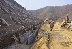 護(hù)肩路基護(hù)肩路基和護(hù)腳路基的區(qū)別
