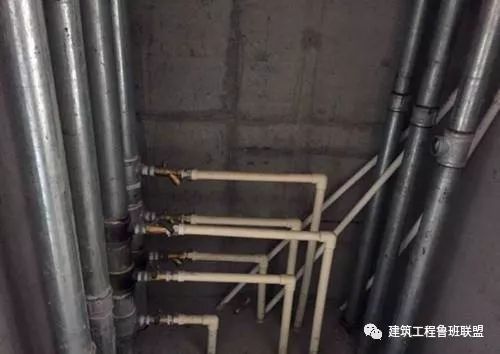 施工現場質量檢查的八字真經：看、摸、敲、照、靠、量、吊、套  第4張
